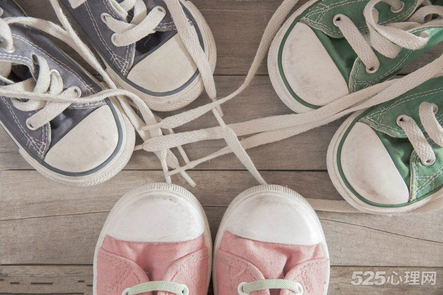 心理学家的分析：孩子的鞋为何不能超过3双？